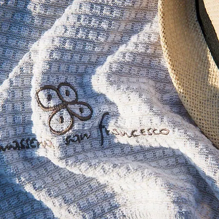 Masseria San Francesco 度假村 3*